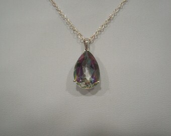 Vintage Natural Mystic Topaz Pendant and Chain in White Gold