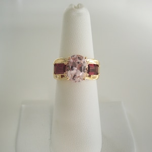Vintage Natural Kunzite and Rhodolite Garnet Ring in 14kt Yellow Gold