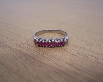 Vintage Natural Ruby band Style Ring in White Gold