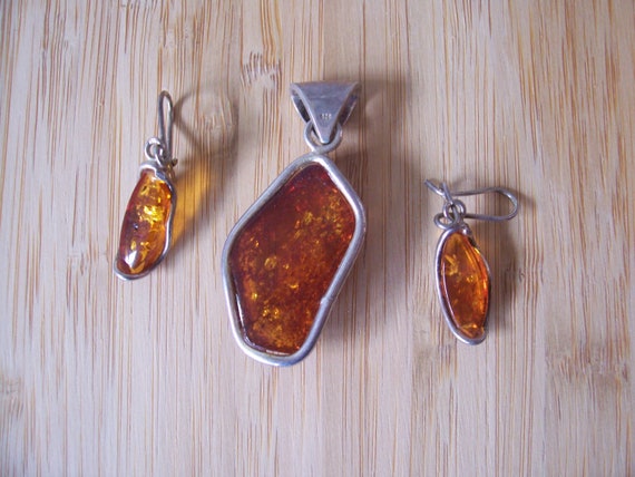 Vintage Large Amber Pendant and Earrings set in S… - image 4