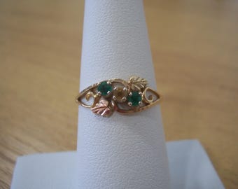 Vintage Black Hills Gold Natural Emerald and Citrine Ring with Leaves