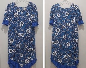 Lolenani vintage Hawaiian Muumuu Dress Taille 2XL Bleu Ruffle Hibiscus Floral 3000