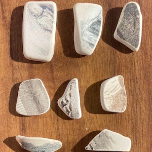 Black, Brown & White Patterned Monochrome Pictorial Transferware Sea Pottery Pieces With Scenes From Scotland - For Crafts Or Jewellery CQ4