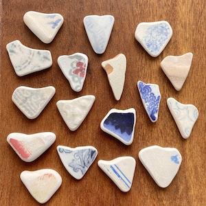 Lot Of Red, Grey, Blue, Black & White Sea Pottery Heart Shaped Piece Set From Scotland - For Jewellery, Crafts Or Display Lot SE2