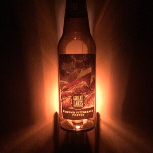 Great Lakes Edmund Fitzgerald Porter 12oz. Glass Bottle Night Light image 2