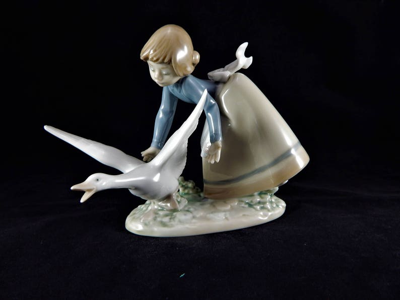 Lladro WILD GOOSE CHASE Collectible Girl Figurine 5553 Etsy