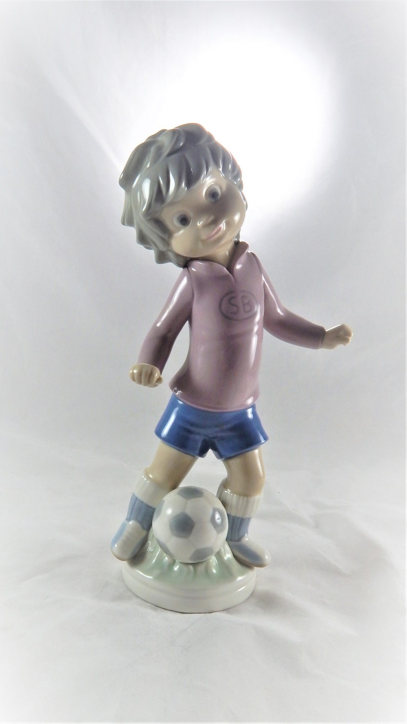 Lladro Sport Billy Soccer Figurine 5135 Etsy