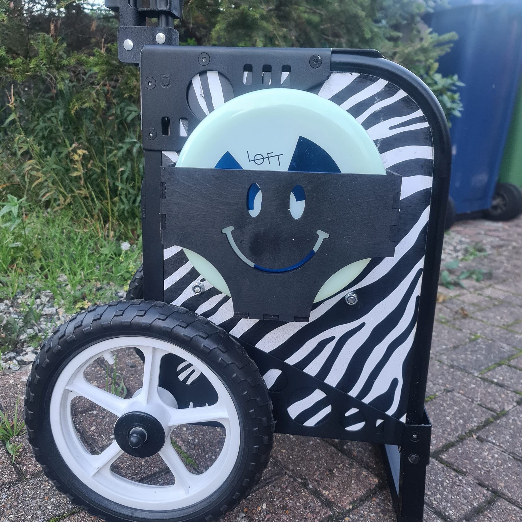 Custom zuca disc golf cart hotsell