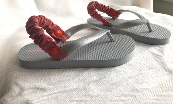 flip flops with back strap for adults