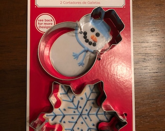 Holiday Time - Brand NEW  2 Cookie Cutters - Snowman and Snowflake ***Free Shipping***
