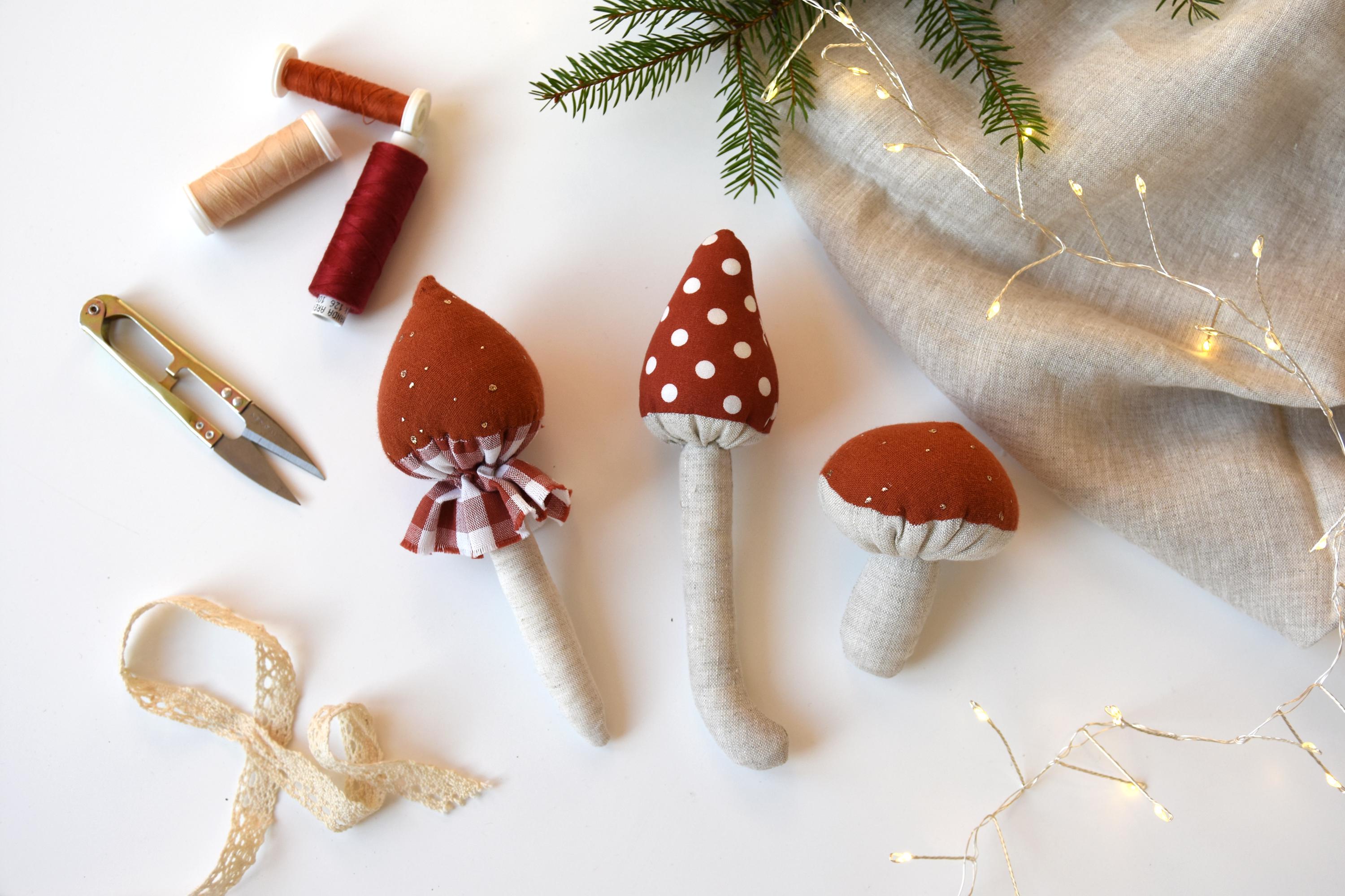 Champignon à repriser en bois | Outil de couture en bois | Kit de broderie avec aiguilles à coudre | Accessoires de couture pratiques | Kit d'accessoires pour repriser | Kit de