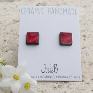 Small ceramic studs, Square red stud earrings, Geometric earrings, Minimalist studs, everyday earrings.