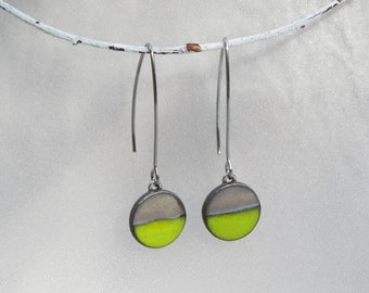 Long ceramic earrings. Lime green and silver charm with surgical steel hooks. Minimalist earrings handmade in France.