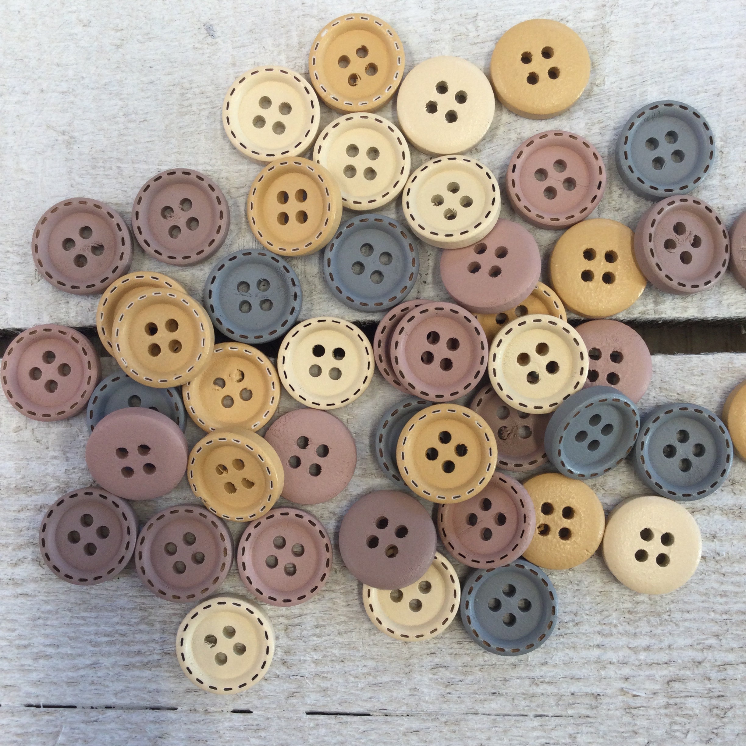 Wooden Buttons, mixed colours - 15mm,  6/8 inch Sustainable, Natural …