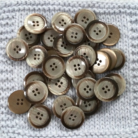 Brown, beige iridescent Buttons, 20mm 6/8 inch,  Mottled effect.  Pack of 6