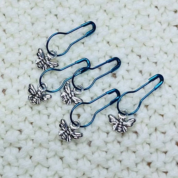 5 Metal Stitch Markers with bee silver tone star charm for Knitting, Crocheting, Sewing, Craft Projects