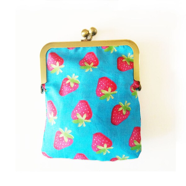 coin purse, strawberry bag, strawberries, cute coin purse, strawberry bag, small bag, little purse, strawberry purse, cute bag, unique,