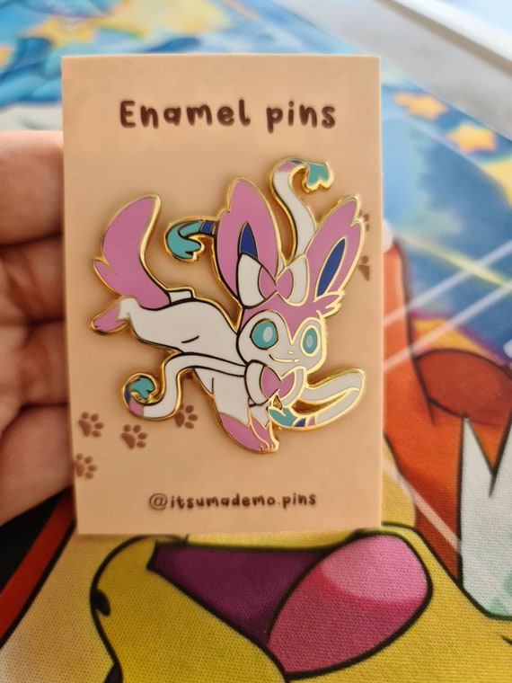 PRESALE Pokémon Pins Sylveon/nymphali 