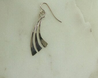 Boucles d'oreilles Logo