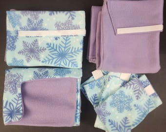 Snowflake design double ferret/critter Nation cage liner set