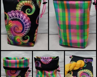 MEDIUM Twofer, reversible Project bag , reversible pouch for knitters or crocheters, fully lined with a drawstring.