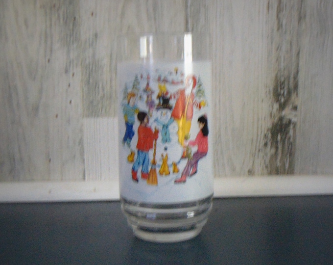 McDonalds Making a Snowman Drinking Glass
