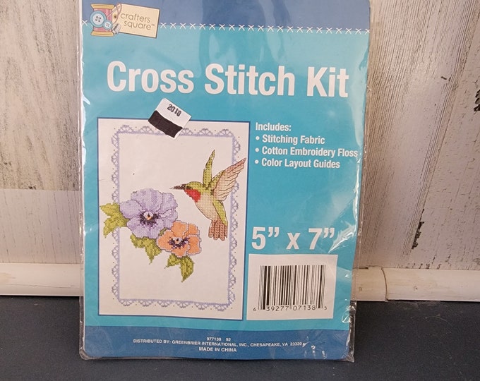 Crafters Square Hummingbird Cross Stitch Kit