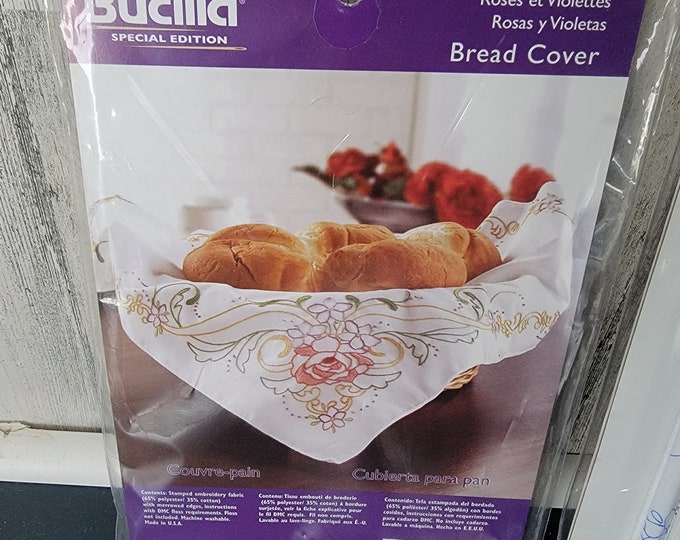 Bread Cover Embroidery Kit 45198 Roses & Violets
