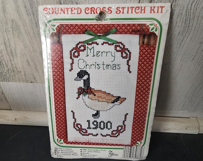New Berlin Counted Cross Stitch Christmas Goose Kit