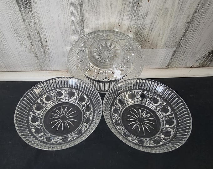 Indiana Glass Windsor or Royal Brighton Button & Cane Berry Bowl