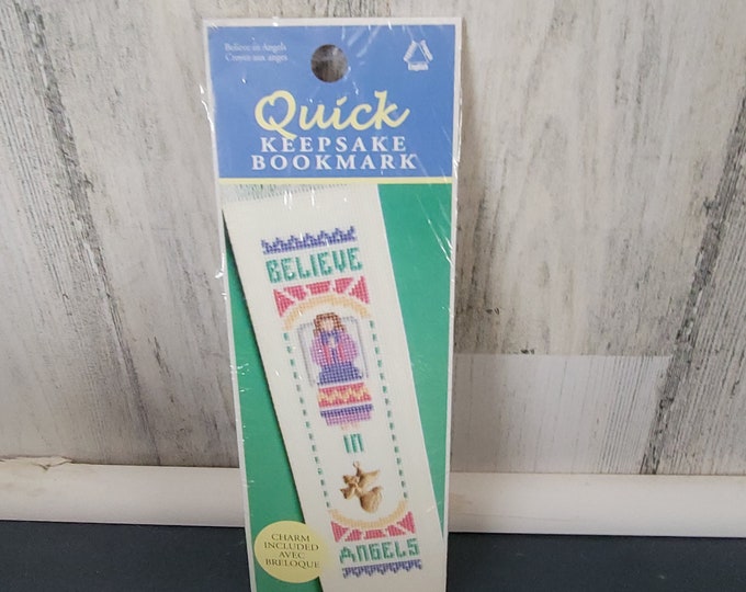 Leisure Arts "Believe in Angels" Quick Keepsake Bookmark