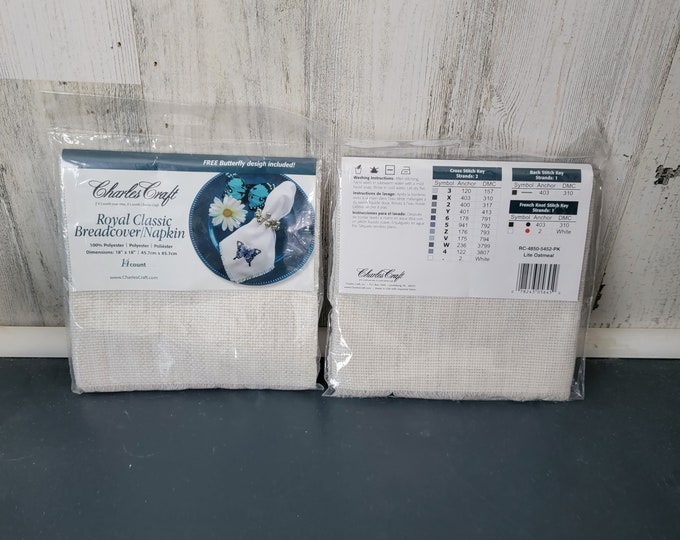 White Charles Craft Royal Classic Breadcover/Napkin with Free Butterfly Design