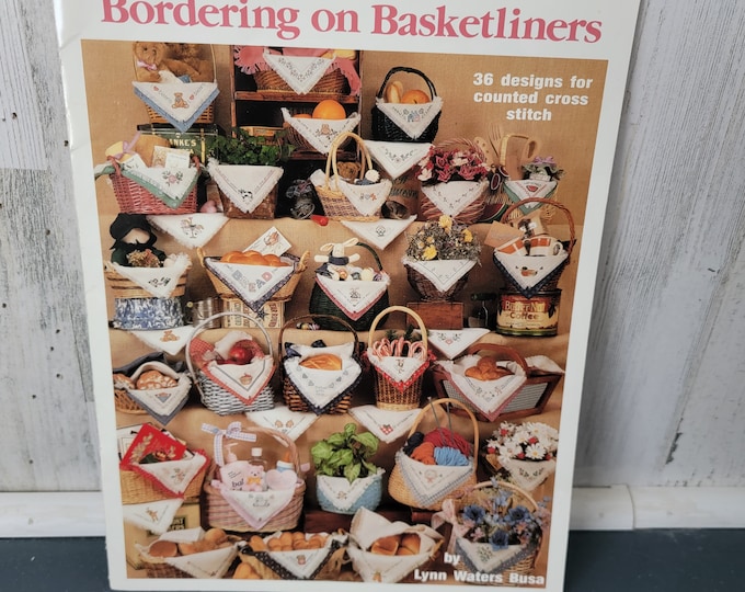 Bordering on Basketliners by Lynn Waters Busa