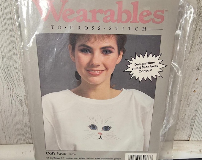 Golden Bee Cat's Face Wearables to Cross Stitch Kit