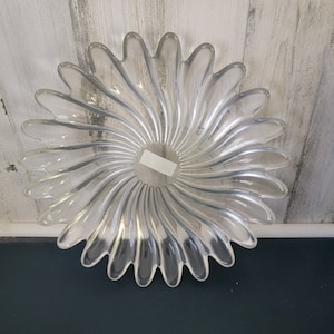 Stunning Studio Nova Solaris Serving Platter