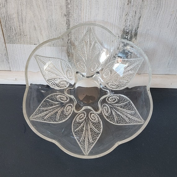 Anchor Hocking Footed Bowl Club Design Renaissance Clear Beaded Leaves Discontinued