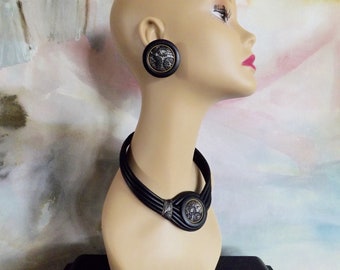 Statement Artist Made Leather Jewelry Set Bracelet Clip-On Earrings Necklace 1980s