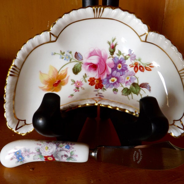 Vintage Royal Crown Derby Porcelain Dish And Knife Posies 1960_Porcelain Appetizer Dish With Floral Design Made In England Matching Knife