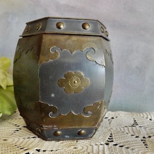 ANTIQUE CHINESE PEWTER And Brass Lidded Tea Tobacco Caddy Hexagon Barrel Form With Lotus Flower Design 1930&#39;s