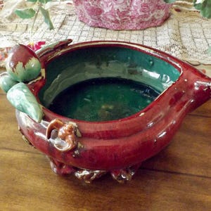 STATEMENT MAJOLICA BOWL With Fruit And Leaves Branch Feet Cottage Kitchen Decor 12&quot;