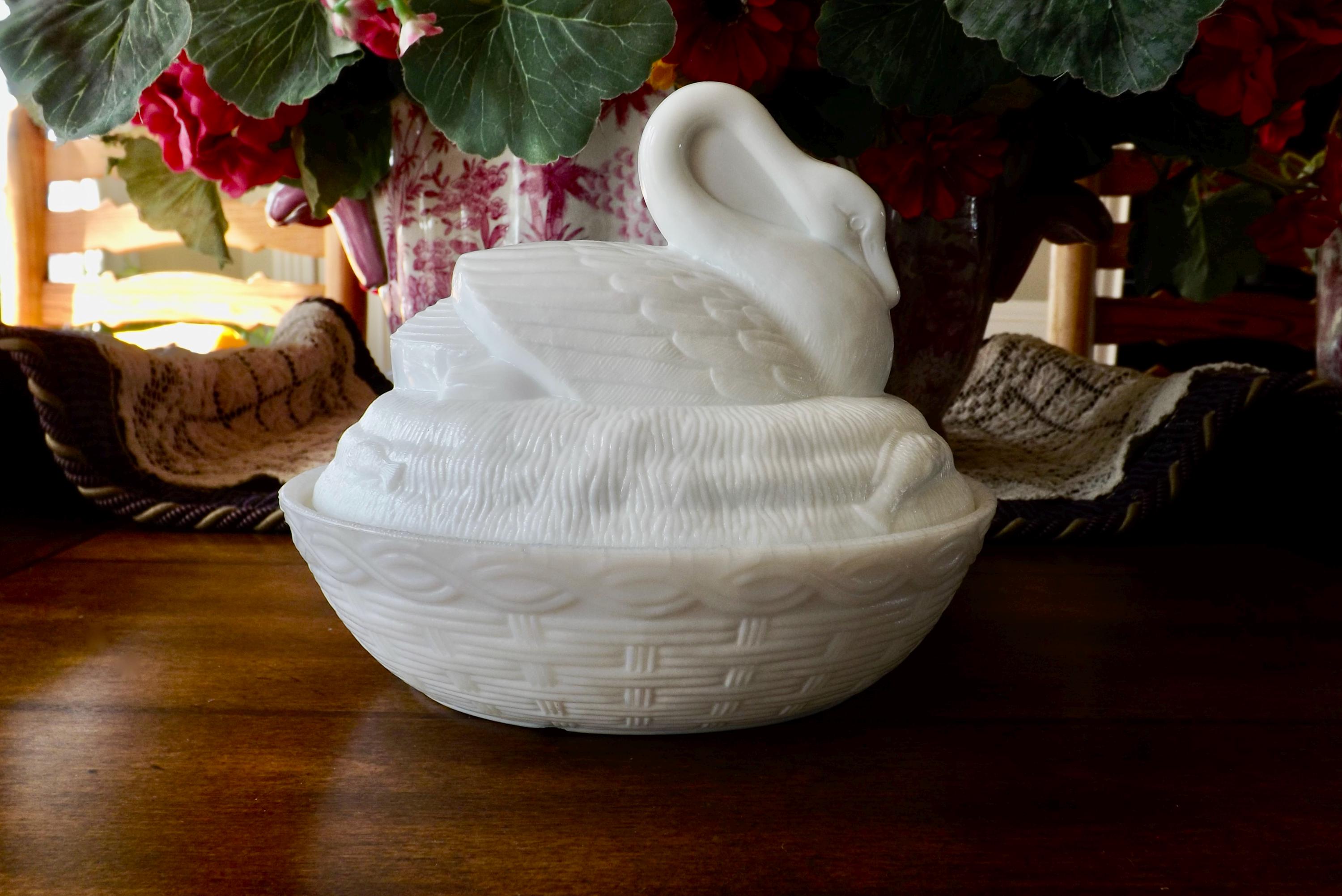 Rare Westmoreland Glass Swan on Nest Covered Candy Dish: 1800s