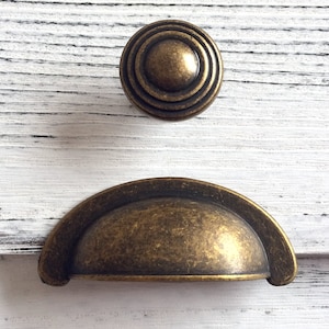 2.75" Antique Brass Cup Bin Drawer Pulls Handles Dresser Pull Handle Cabinet Door Handles Retro Rustic Furniture Decorative 2 3/4" 70 mm