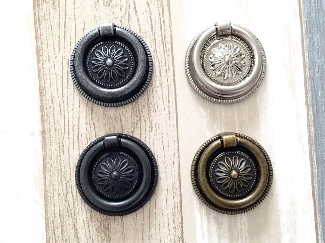 30 Beautiful And Unique Drawer Pulls, Knobs And Hardware - Abbotts At Home