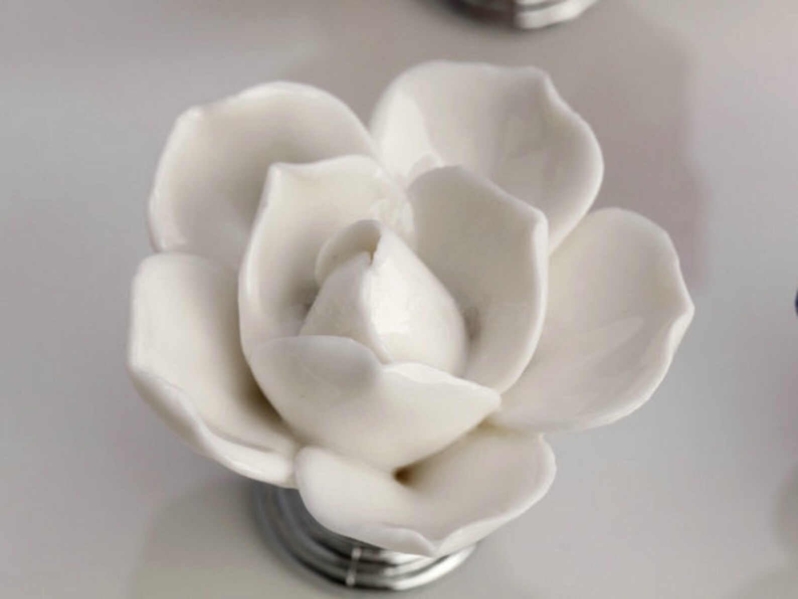 White Dresser Knobs Drawer Knobs Pull Handles / Kitchen Etsy