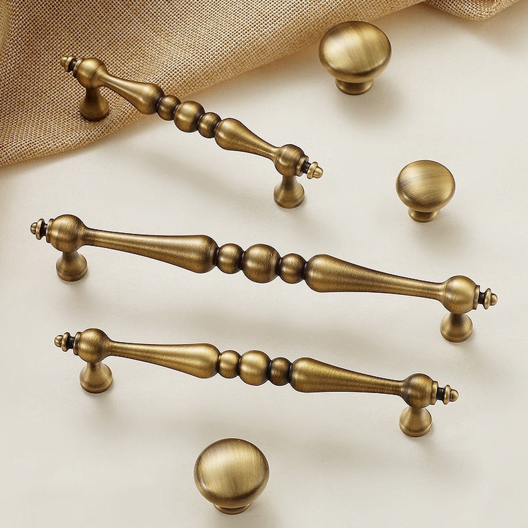 Classic Antique Gold Bronze Brass Cabinet Handles Vintage Style Dresser ...