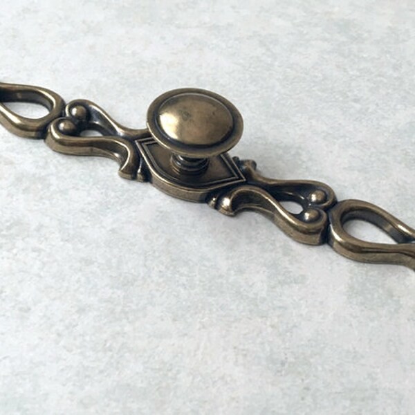 Antique Bronze Dresser Pull Drawer Knobs Pulls Handles Kitchen Cabinet Knob Back Plate Retro Kitchen Furniture Handle Pull Rustic Hardware