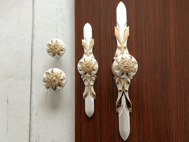 Shabby Chic Dresser Knobs Gold Flower Drawer Knob Pulls Etsy