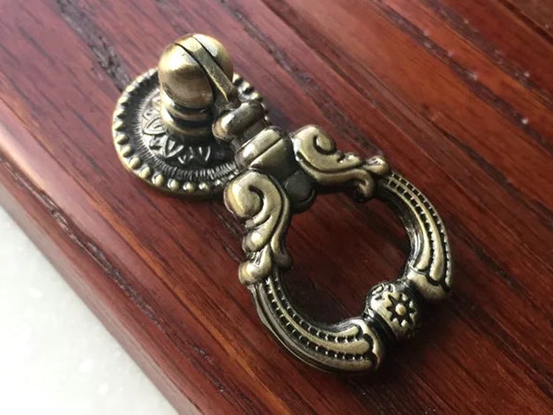 Vintage Style Dresser Pull Knobs Drawer Knob Pulls Handles Drop Pull Antique Bronze Kitchen Cabinet Pulls Knobs Handle Decorative Hardware