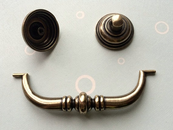 3.5 4.25 Drawer Pull Drop Bail Swing Dresser Pulls Handles Knob Antique  Bronze Cabinet Handle Knobs Vintage Style 3 1/2 4 1/4 90 108 MM -   Canada