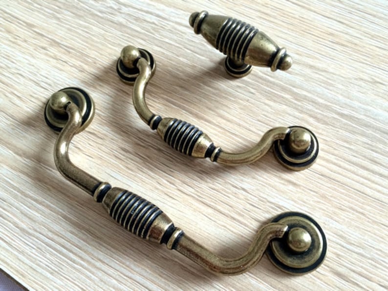 3.5 4.75 Dresser Pulls Drop Drawer Pull Handles Knob Antique Bronze Kitchen Cabinet Handle Knobs Vintage Furniture Door Bail Pulls